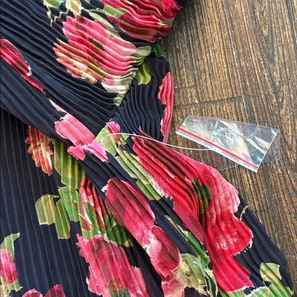 Soft Surroundings Ondine Pleated Mini Dress Black Pink Petals PS NWT - Picture 6 of 8